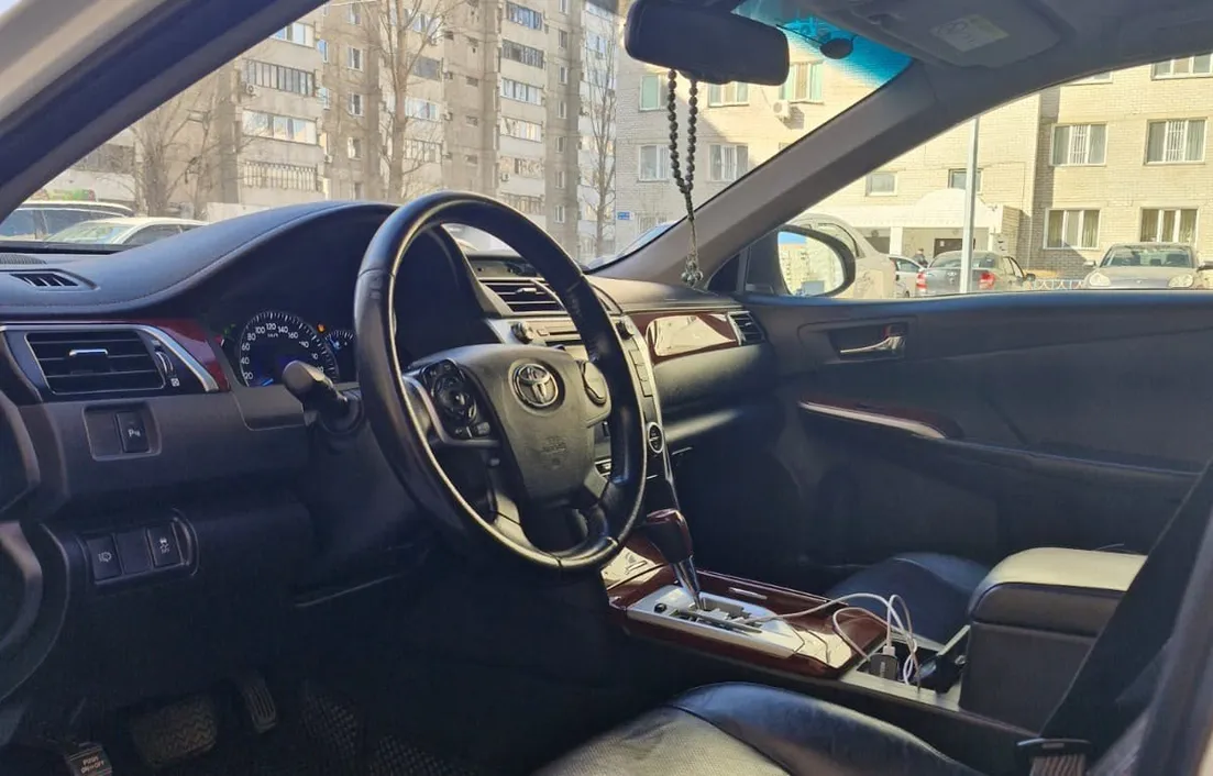 Toyota Camry 2012