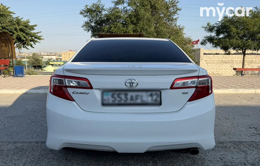 Toyota Camry 2012