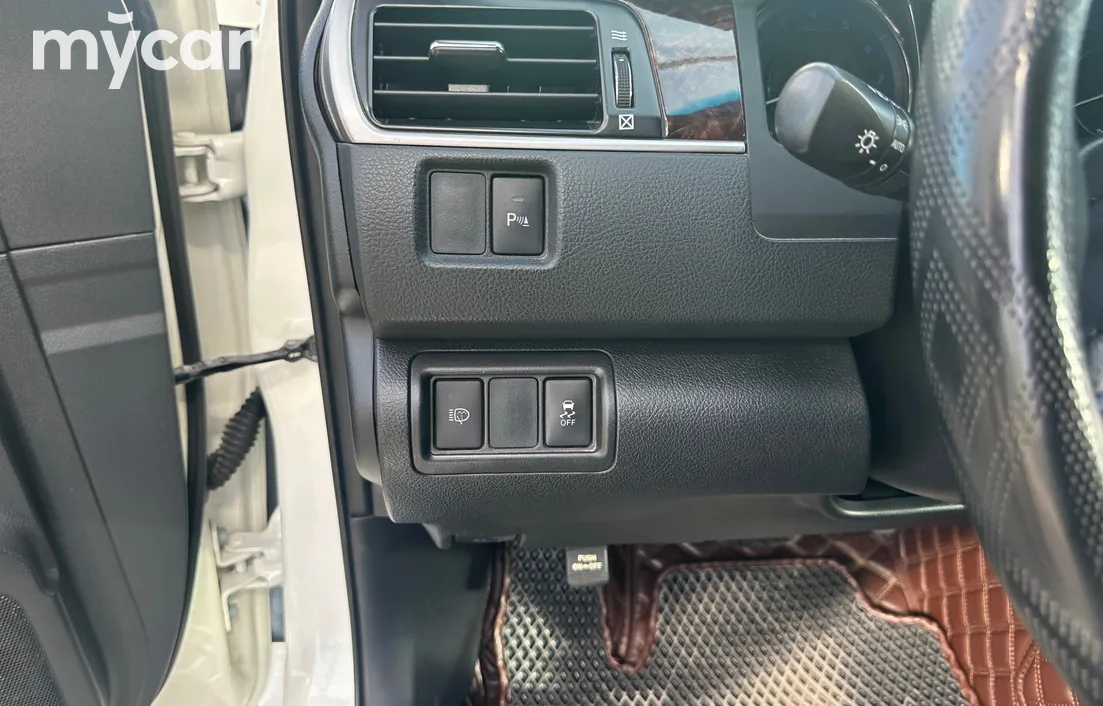 Toyota Camry 2016