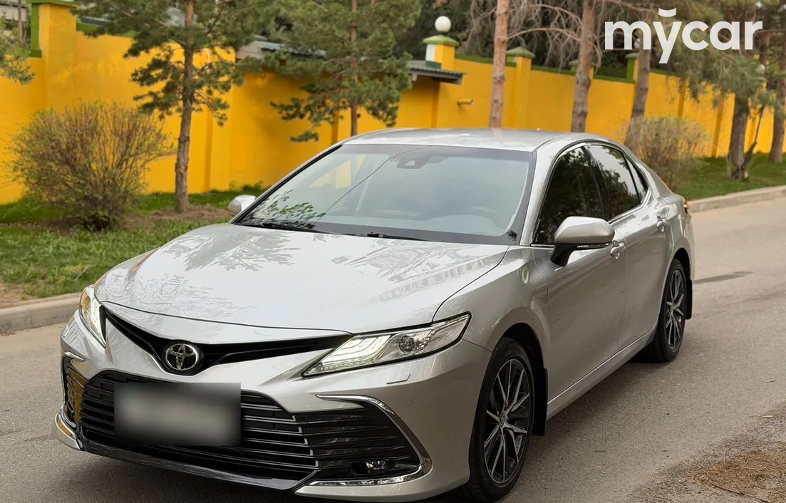 Toyota Camry 2023