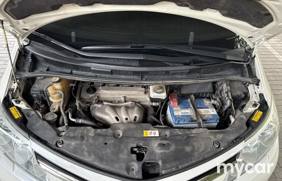 Toyota Previa 2019