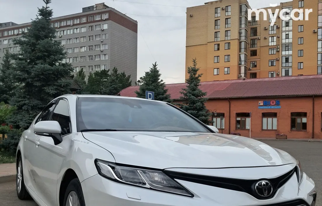 Toyota Camry 2023