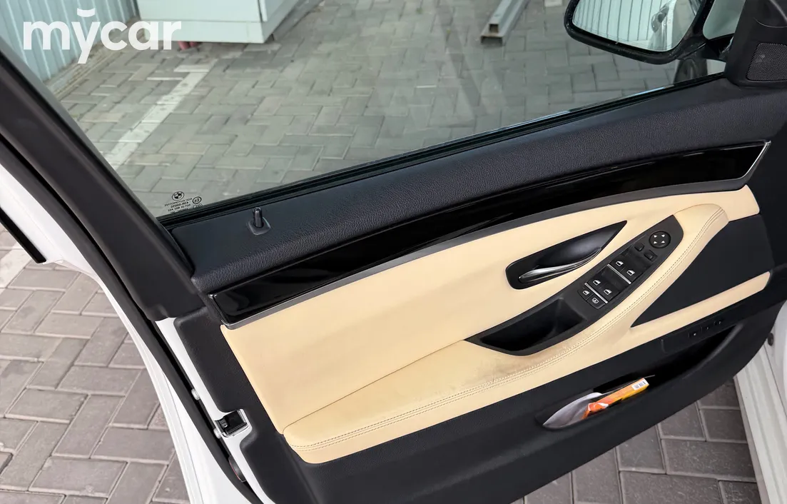 BMW 5 серия 2013