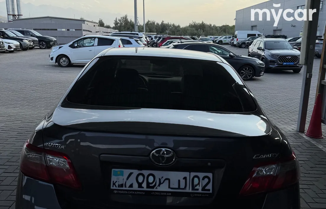 Toyota Camry 2011