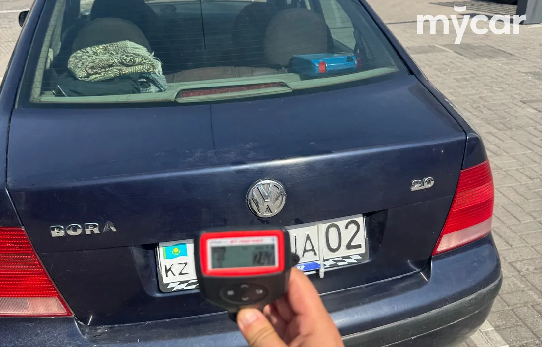 Volkswagen Bora 2000