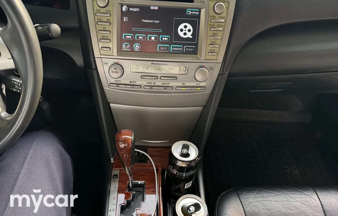 Toyota Camry 2011