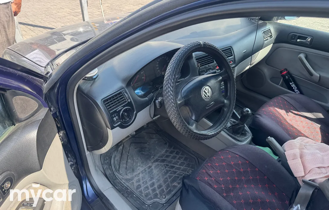 Volkswagen Bora 2000