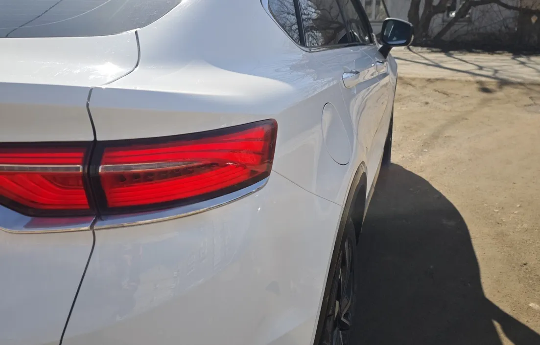 Geely Tugella 2023
