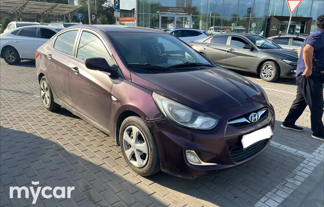 Hyundai Accent 2014