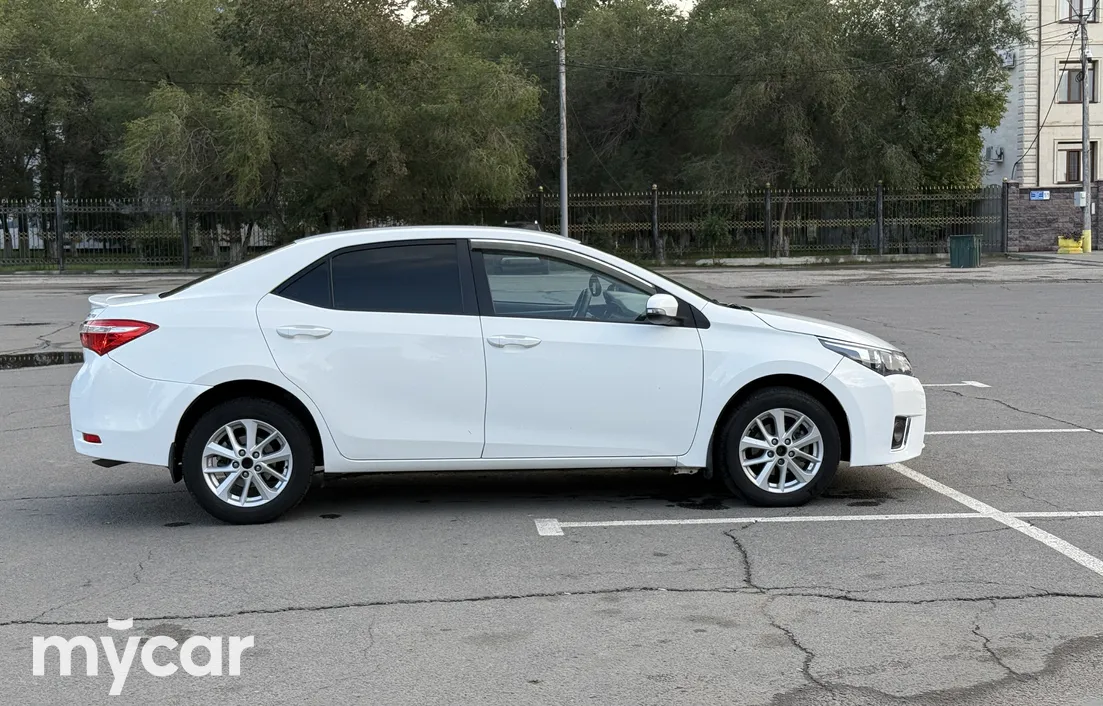 Toyota Corolla 2013