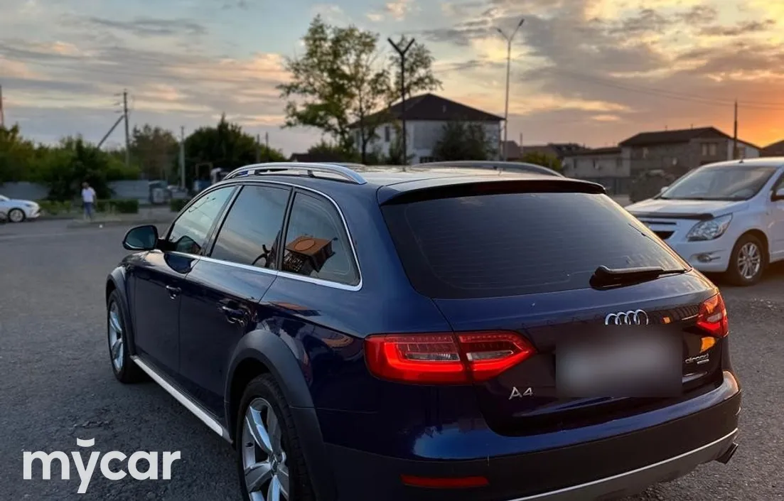 Audi A4 allroad 2014