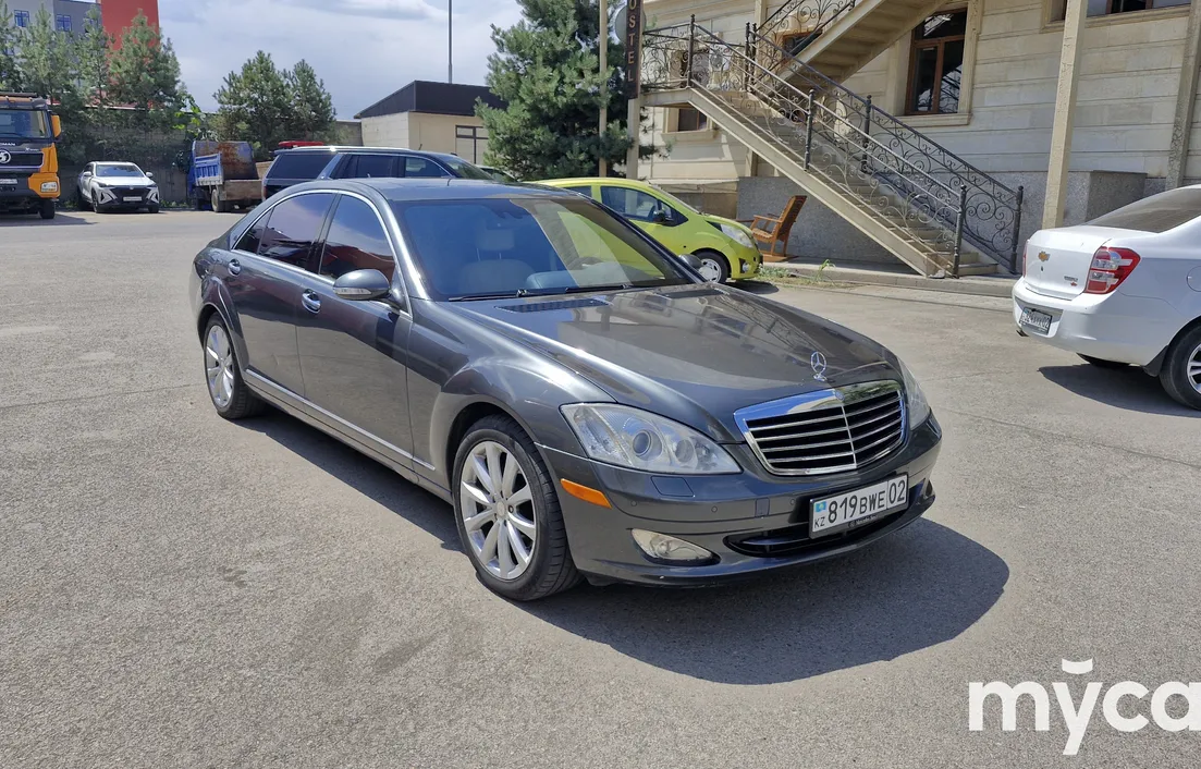 Mercedes-Benz S-Класс 2006