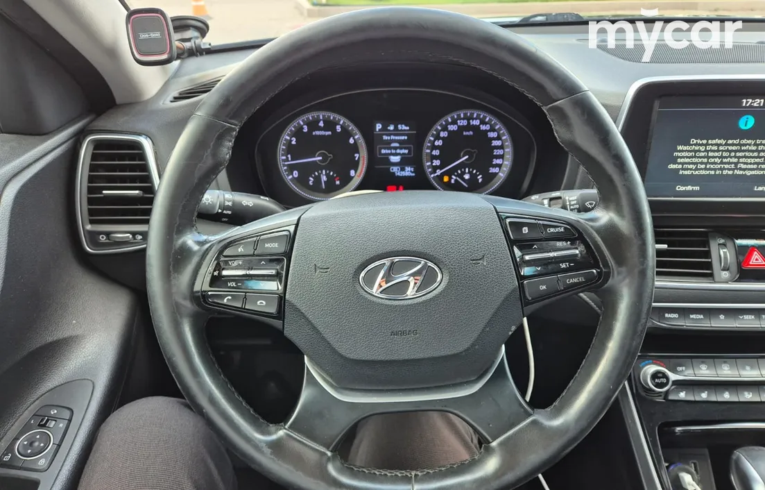 Hyundai Grandeur 2016