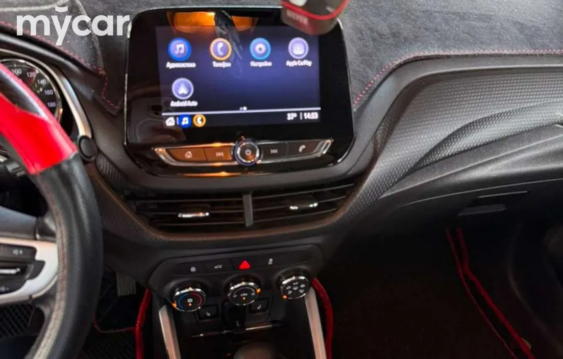 Chevrolet Onix 2024