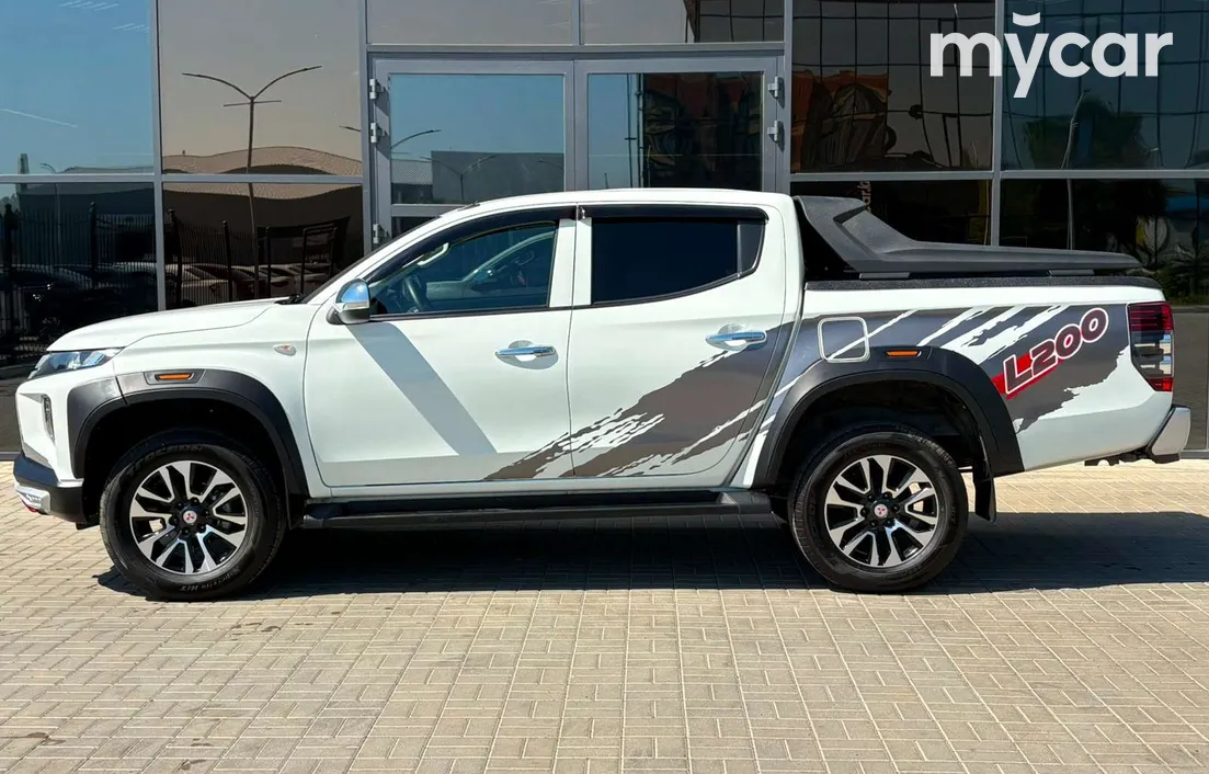 Mitsubishi L200 2023