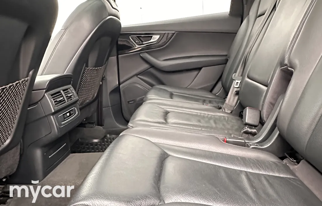 Audi Q7 2016