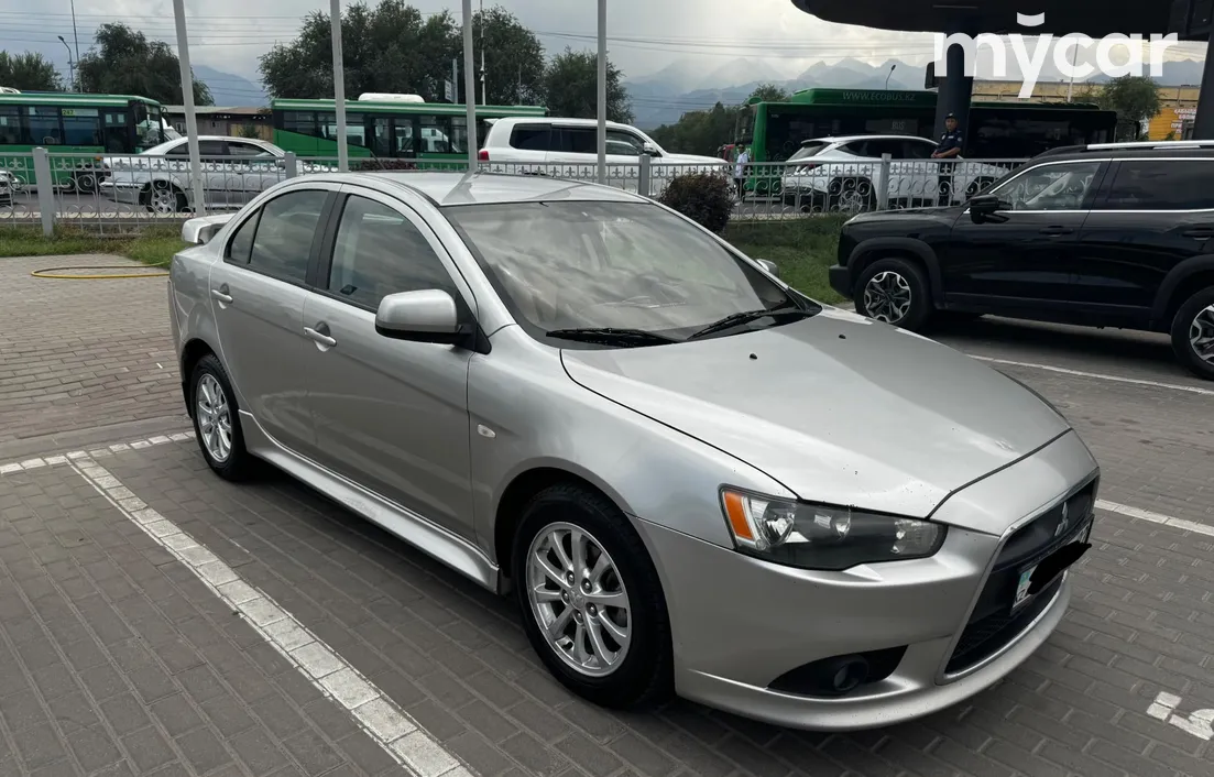 Mitsubishi Lancer 2013