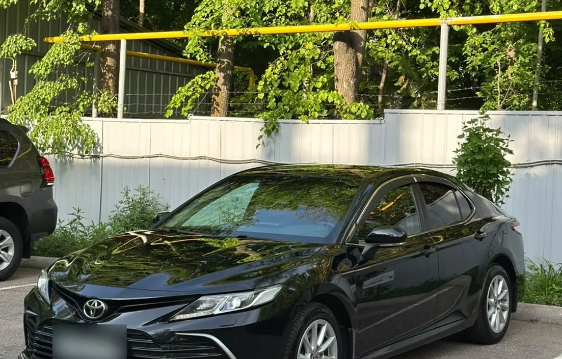 Toyota Camry 2021