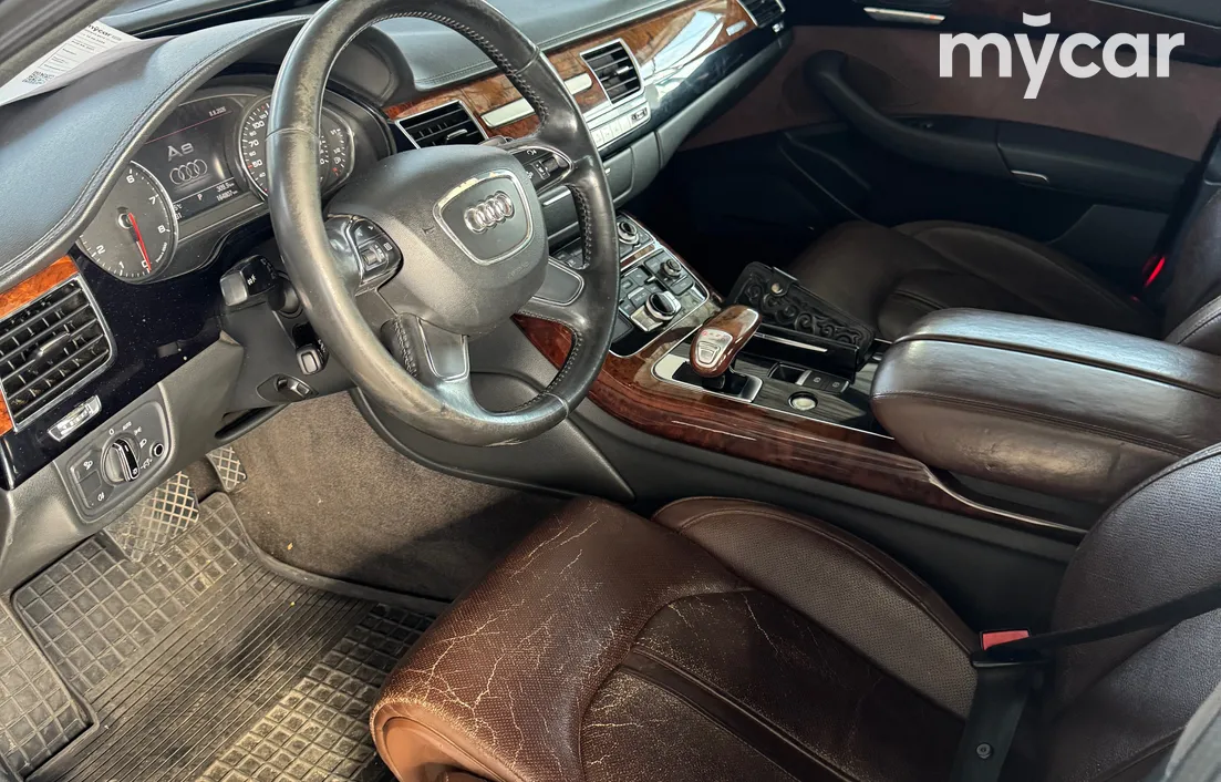 Audi A8 2011