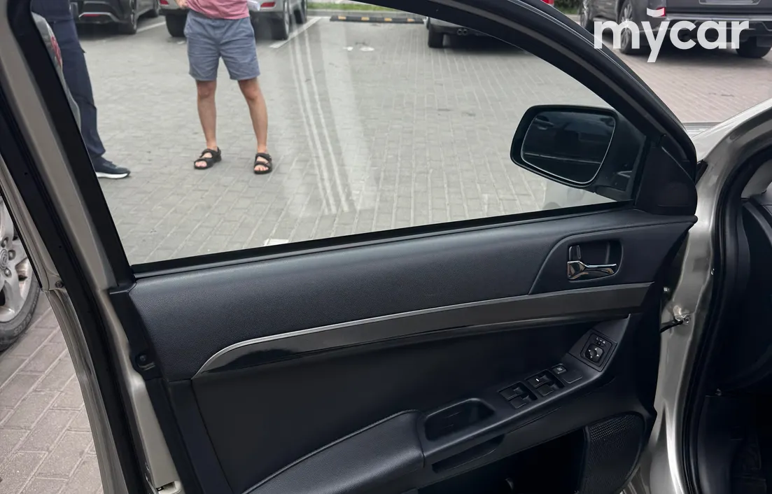 Mitsubishi Lancer 2013