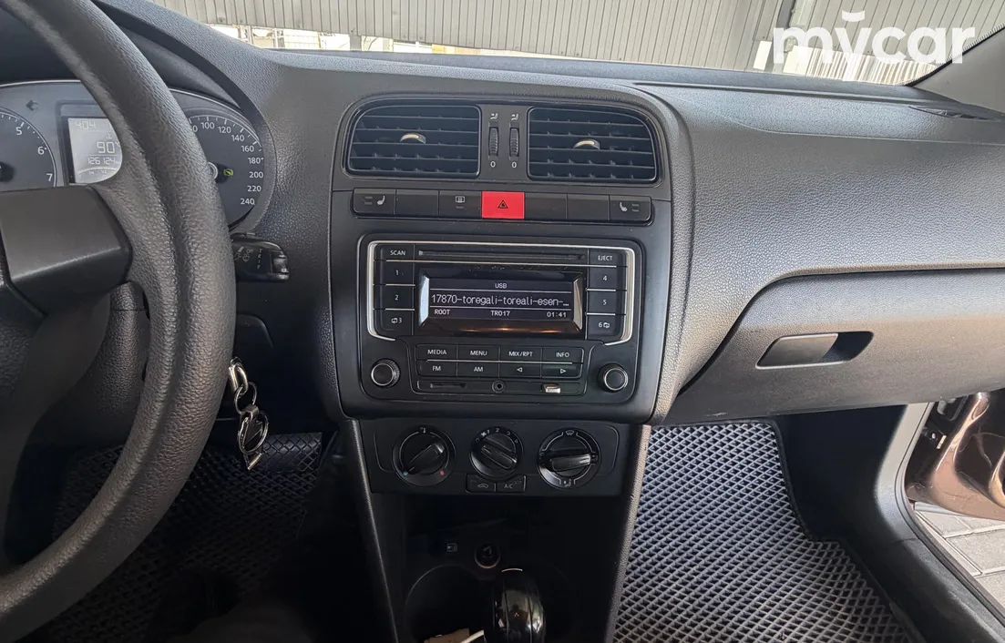 Volkswagen Polo 2014