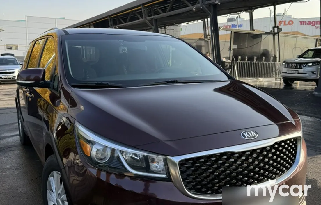 Kia Sedona 2015