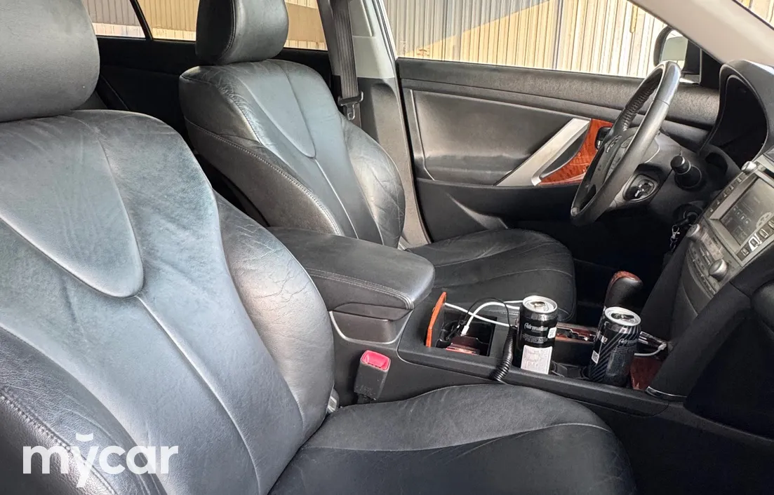 Toyota Camry 2011