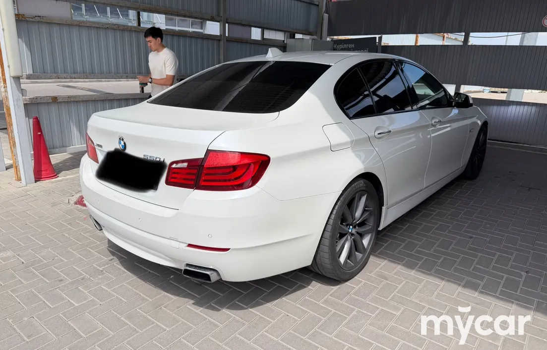 BMW 5 серия 2013