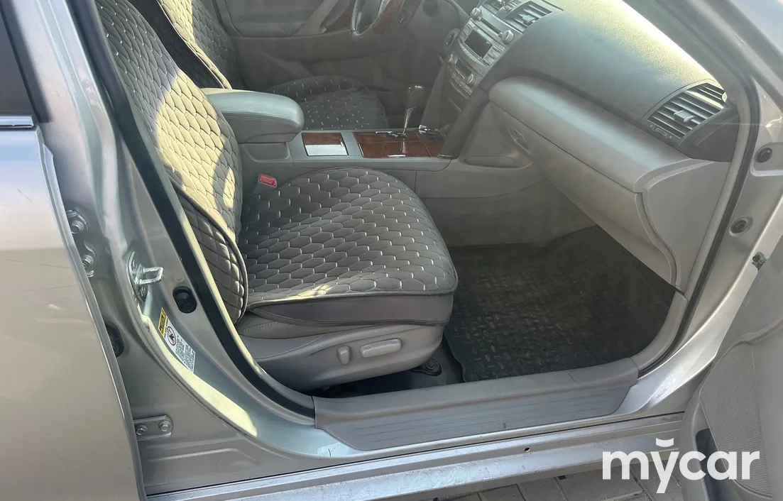 Toyota Camry 2010