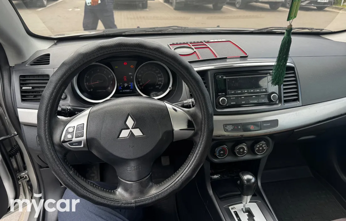 Mitsubishi Lancer 2013