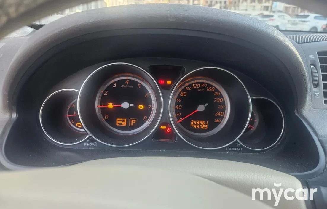 Infiniti M 2006
