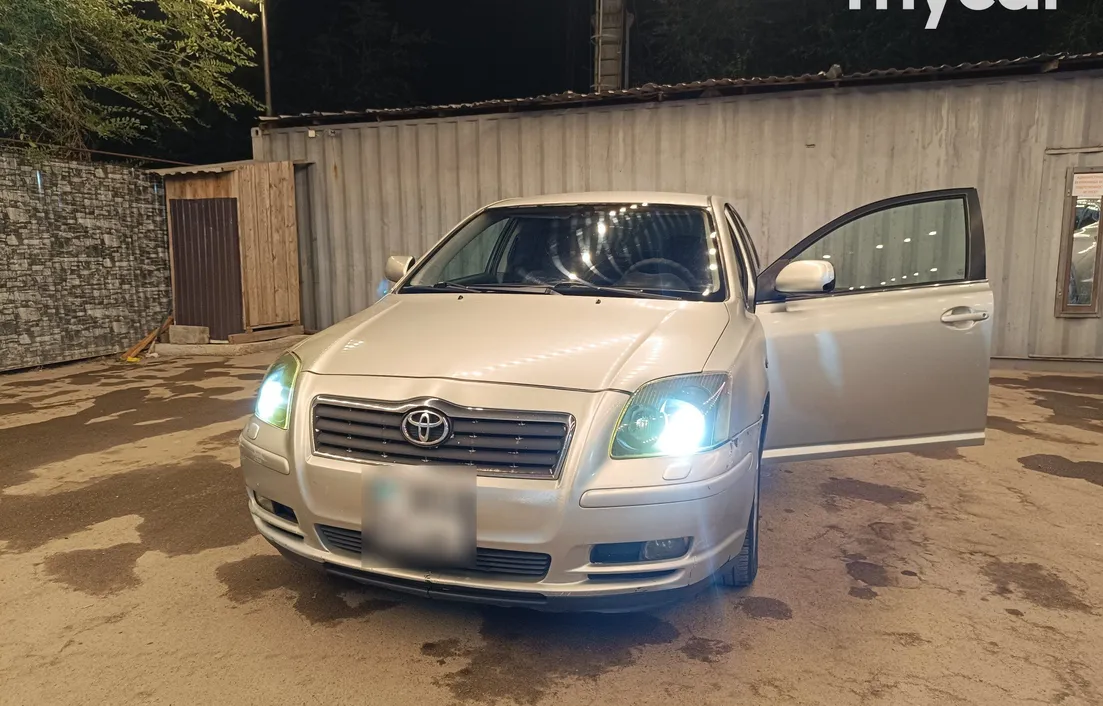 Toyota Avensis 2003
