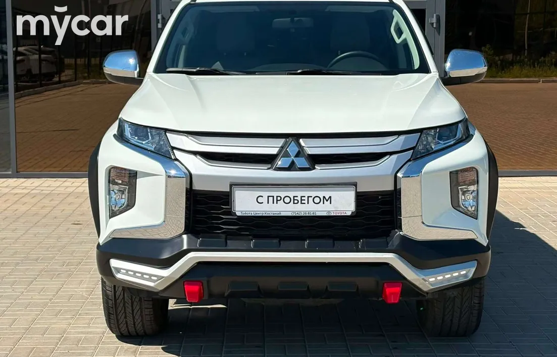 Mitsubishi L200 2023