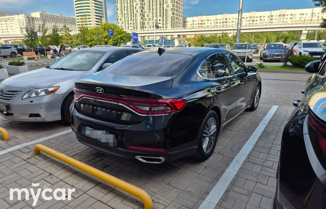 Hyundai Grandeur 2016