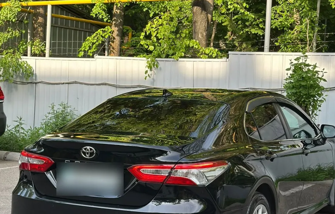 Toyota Camry 2021