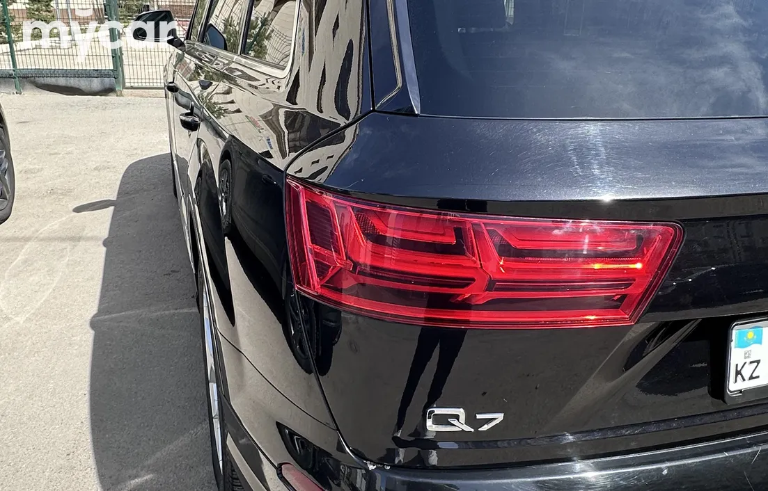 Audi Q7 2016