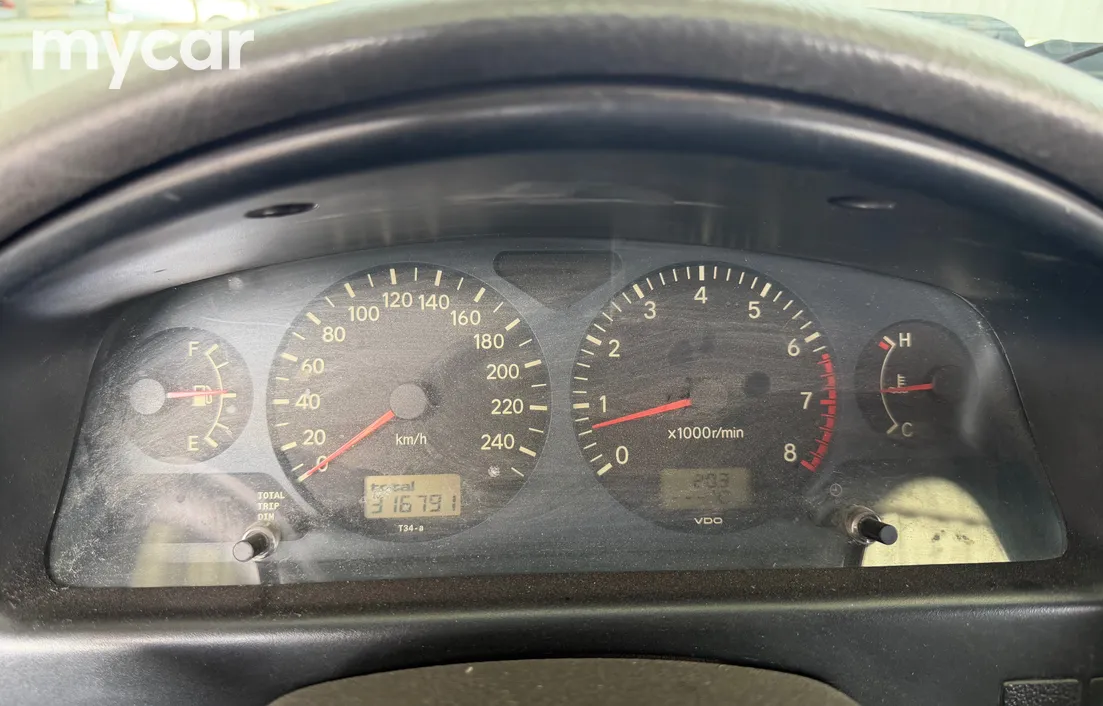 Toyota Avensis 2000