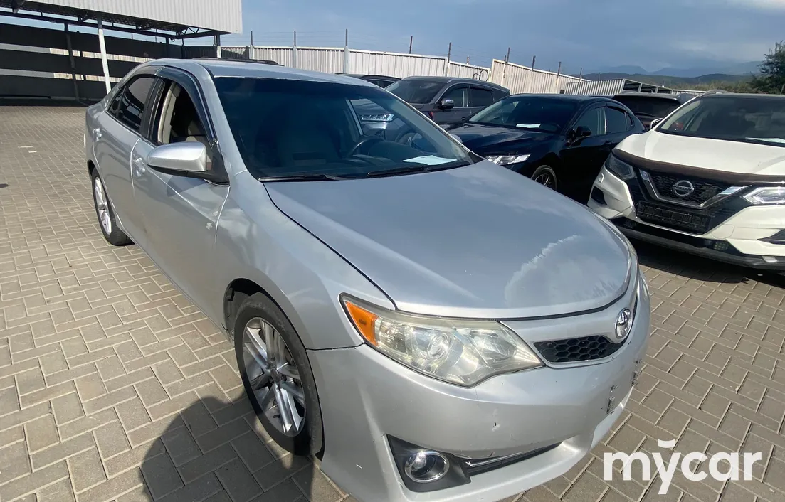 Toyota Camry 2012
