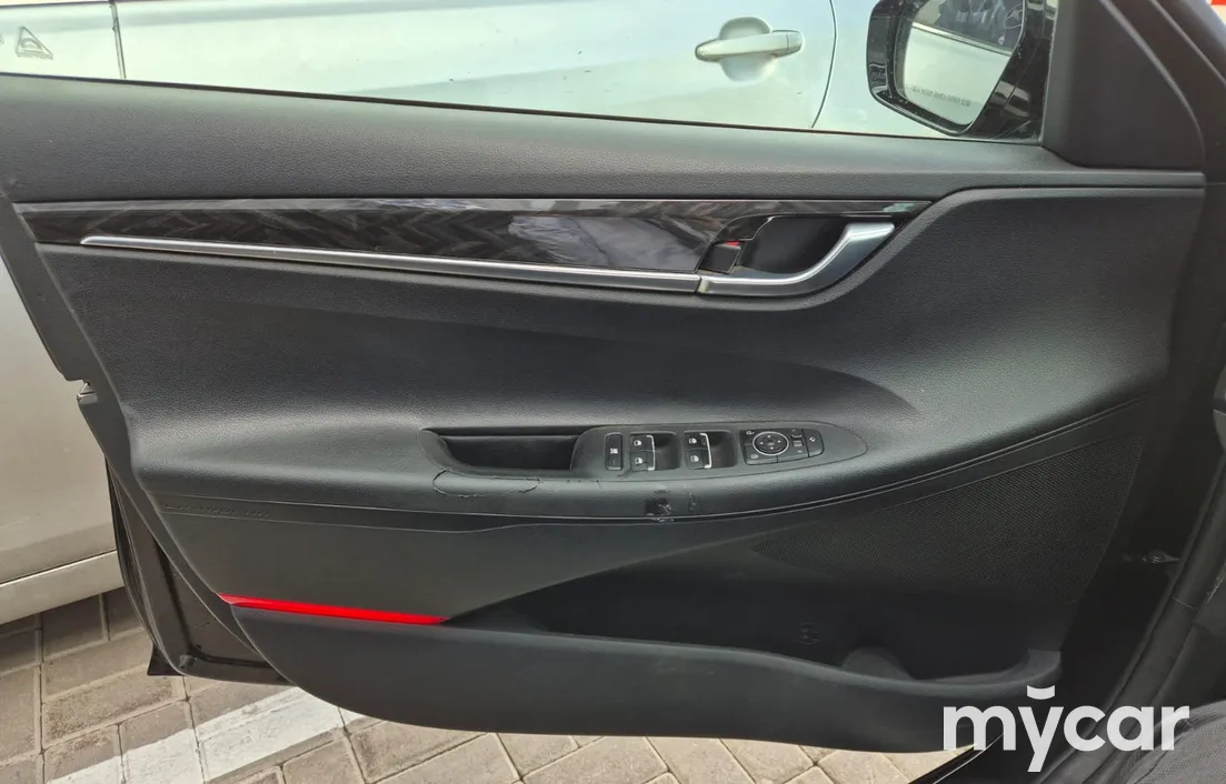Hyundai Grandeur 2016