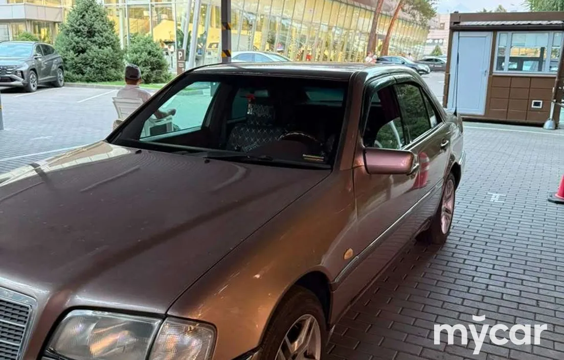 Mercedes-Benz C-Класс 1993