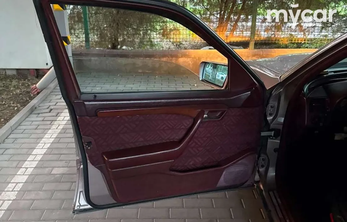Mercedes-Benz C-Класс 1993