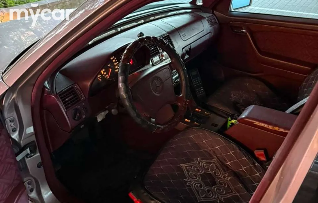 Mercedes-Benz C-Класс 1993