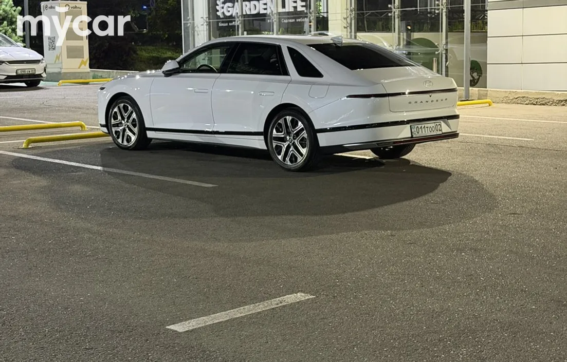 Hyundai Grandeur 2022