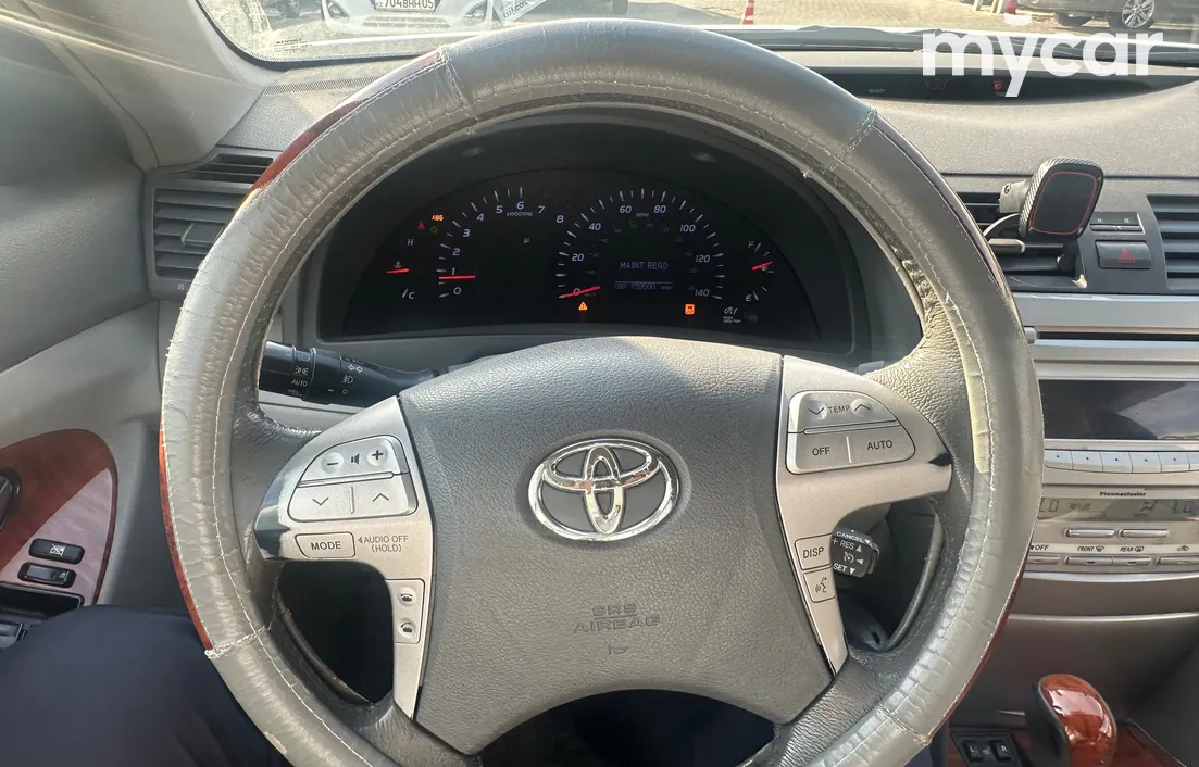 Toyota Camry 2010