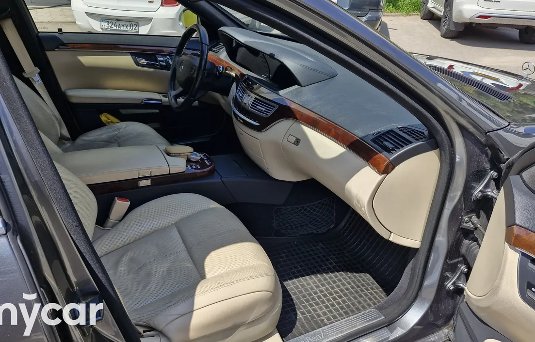 Mercedes-Benz S-Класс 2006