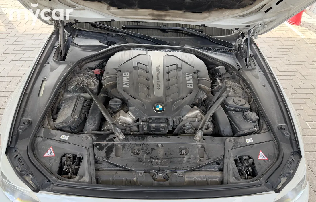 BMW 5 серия 2013