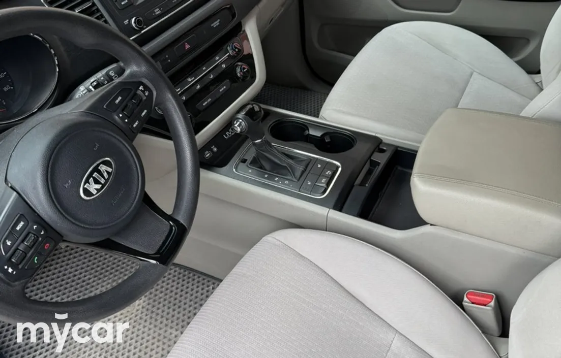Kia Sedona 2015