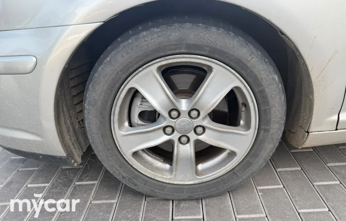 Toyota Avensis 2006