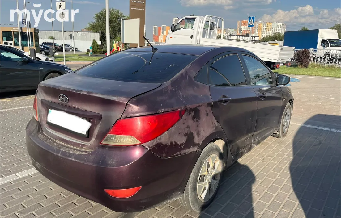 Hyundai Accent 2014