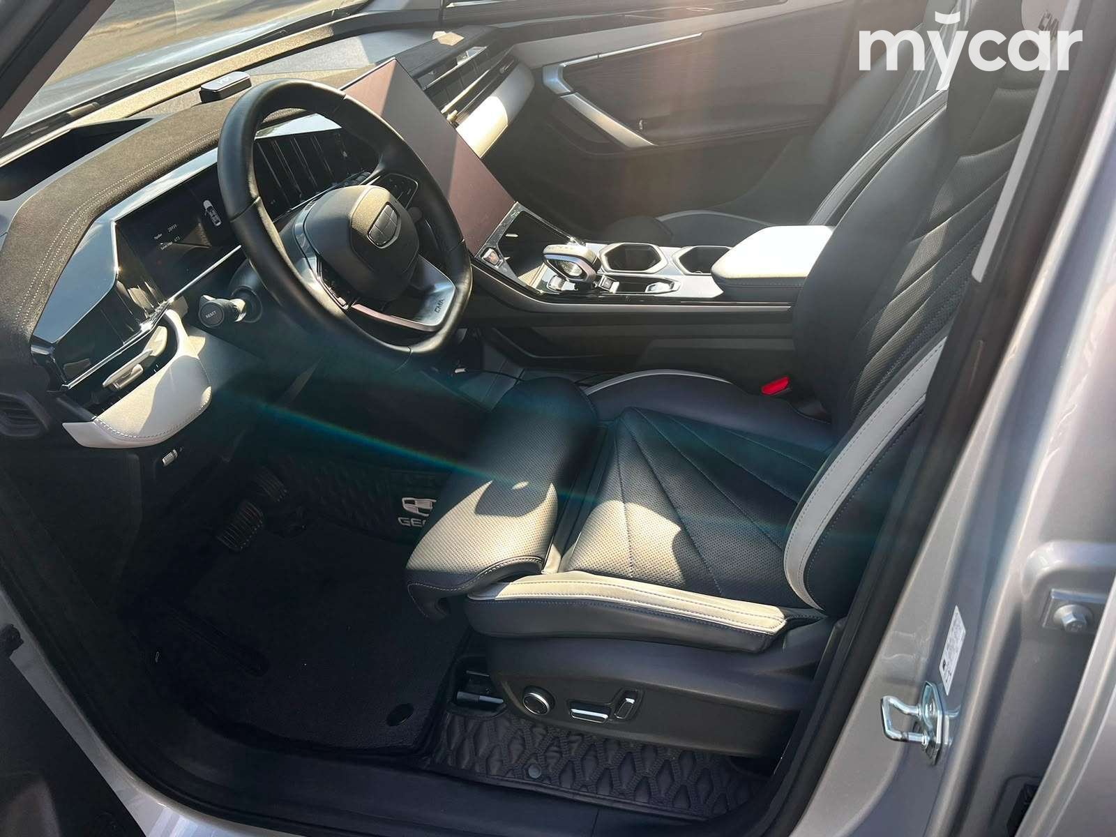 Geely Atlas 2024